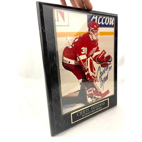 VTG Detroit Red Wings Chris OsGood #30 Hockey NFL Player Signed Autograph Plaque - Picture 8 of 13